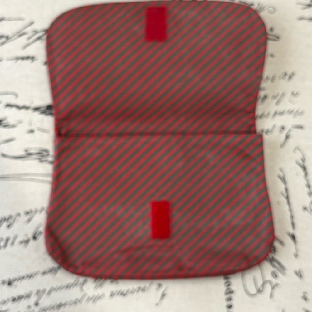 Gucci Pouch - Picture 3 of 8